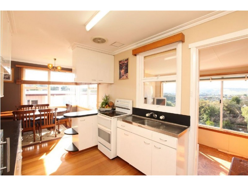 3 Redwood Crescent, Youngtown TAS 7249