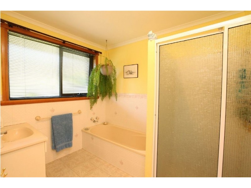 2/13 Gleneagles Way, Prospect Vale TAS 7250