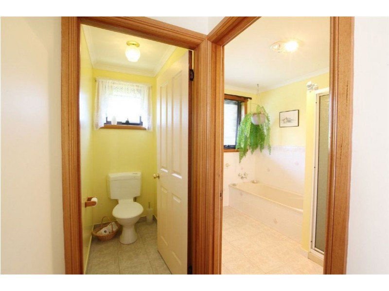 2/13 Gleneagles Way, Prospect Vale TAS 7250