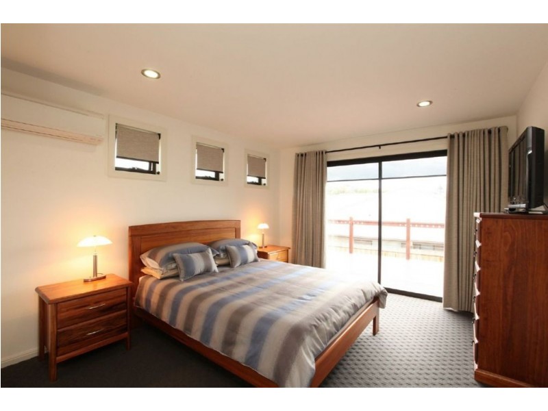 6 Haradli Court, Newstead TAS 7250