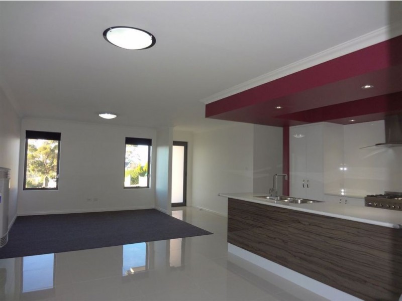 1 & 4/15a Kangara Place, Summerhill TAS 7250