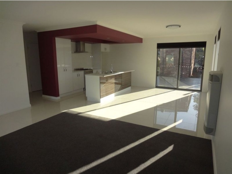 1 & 4/15a Kangara Place, Summerhill TAS 7250