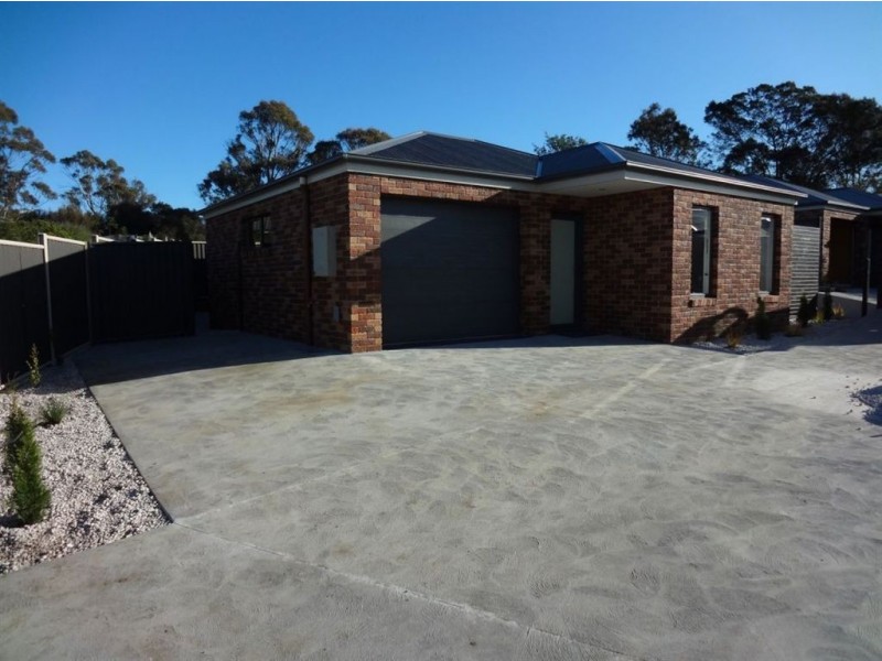 1 & 4/15a Kangara Place, Summerhill TAS 7250