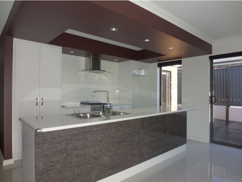 1 & 4/15a Kangara Place, Summerhill TAS 7250