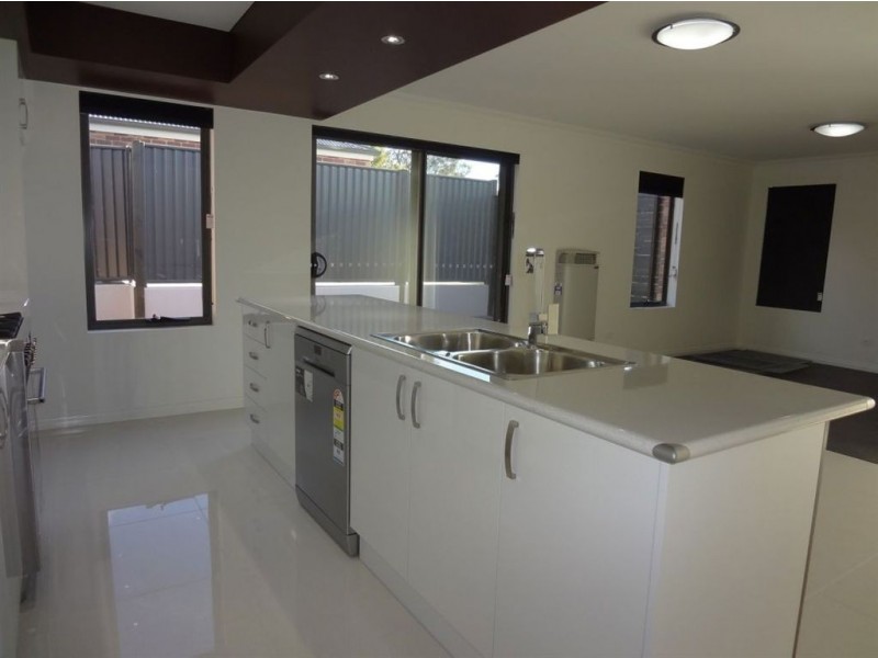 1 & 4/15a Kangara Place, Summerhill TAS 7250