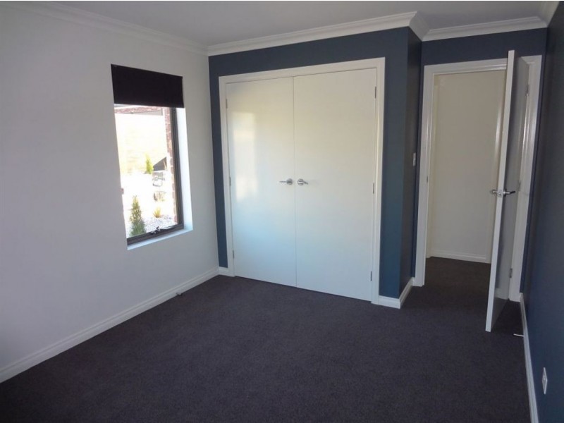 1 & 4/15a Kangara Place, Summerhill TAS 7250