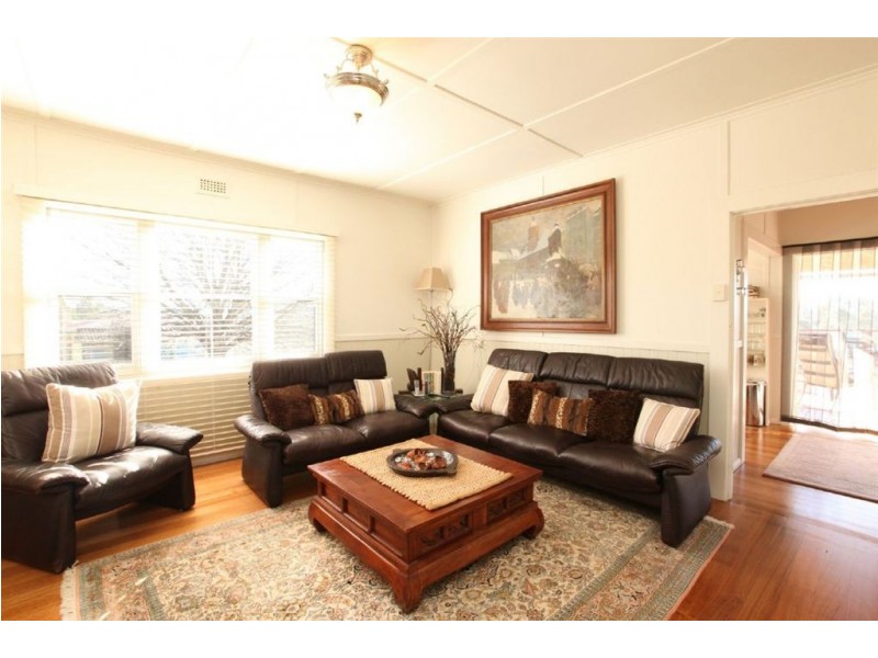 52 Main Road, Exeter TAS 7275