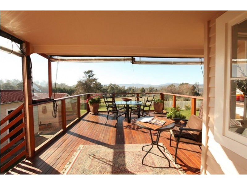 52 Main Road, Exeter TAS 7275