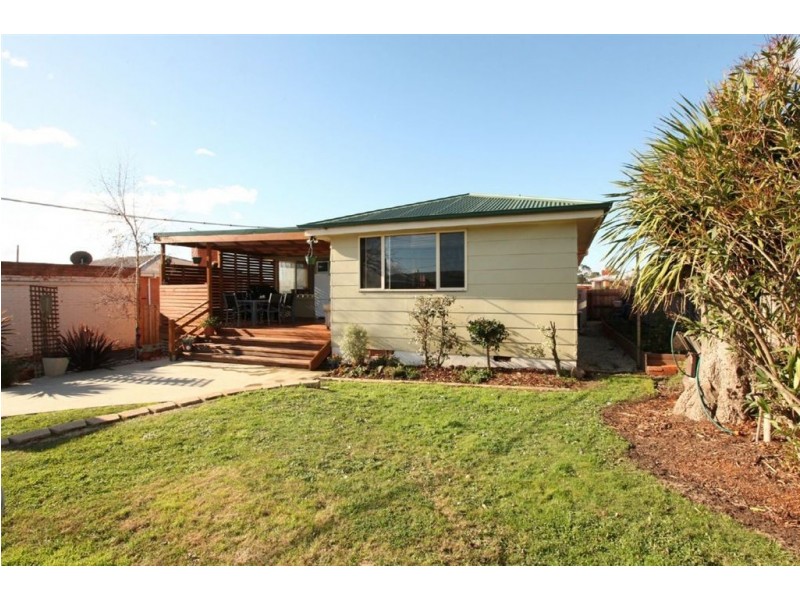 14 Chestnut Road, Youngtown TAS 7249