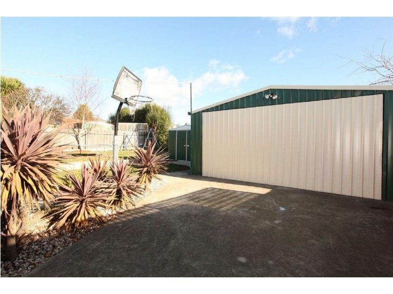 14 Chestnut Road, Youngtown TAS 7249