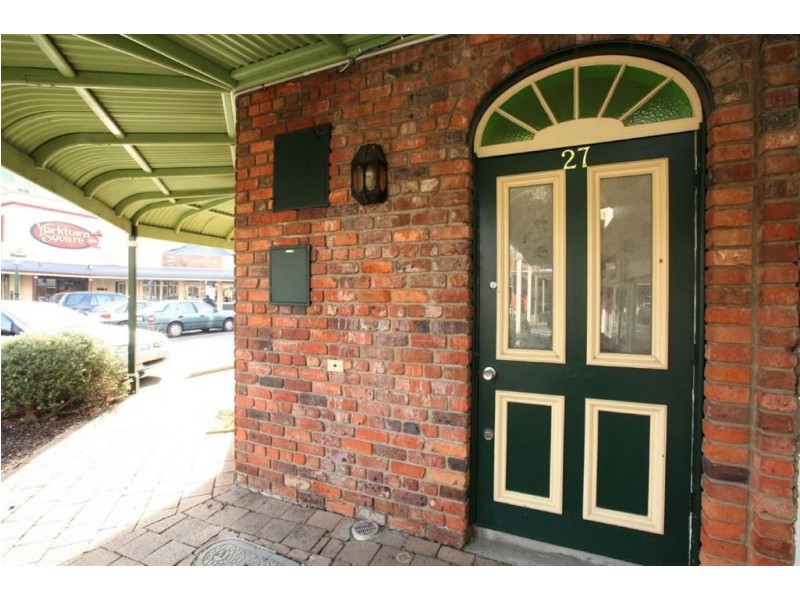 26 & 27 Yorktown Square, Launceston TAS 7250