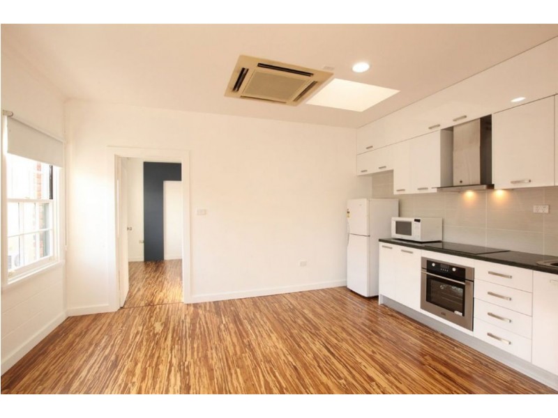 26 & 27 Yorktown Square, Launceston TAS 7250