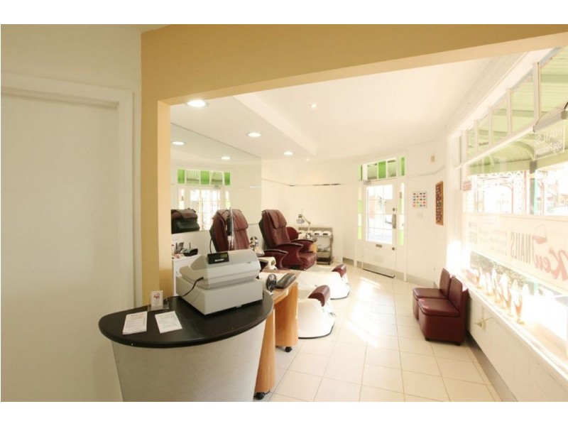 26 & 27 Yorktown Square, Launceston TAS 7250