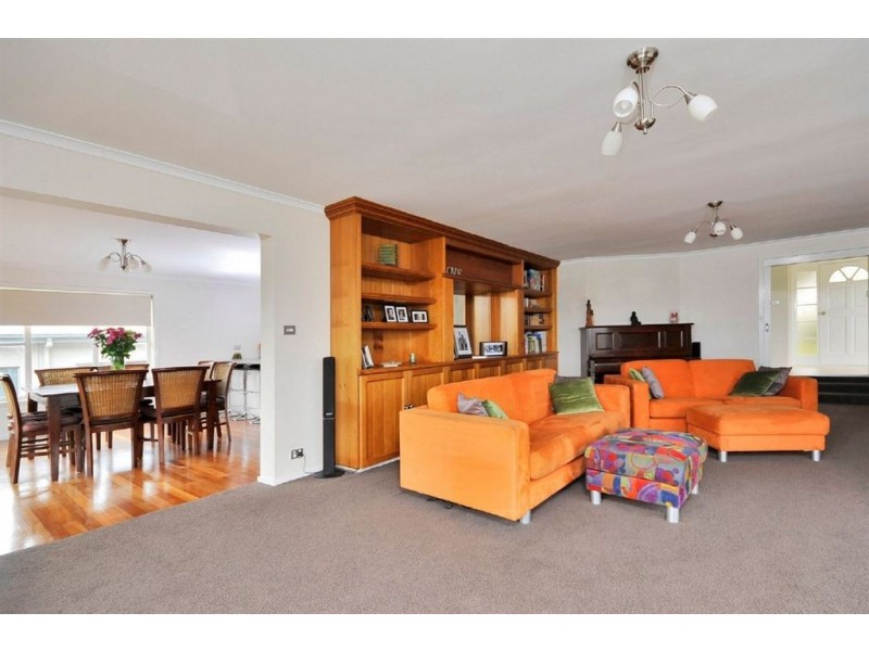 25 Sandown Road, Norwood TAS 7250