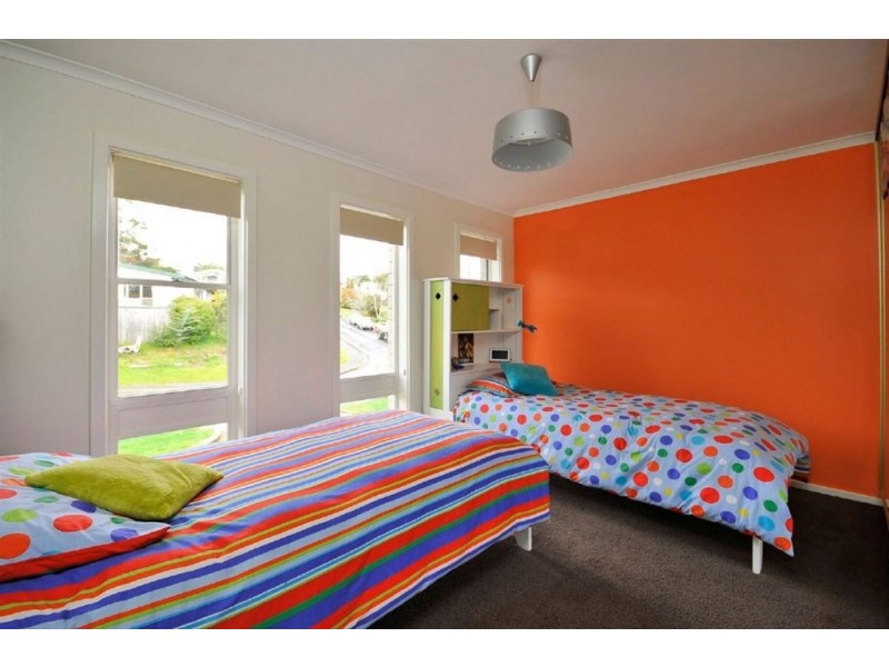 25 Sandown Road, Norwood TAS 7250