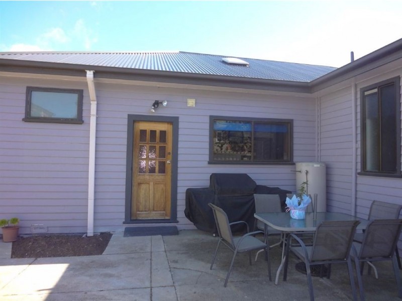 14 Quarantine Road, Kings Meadows TAS 7249