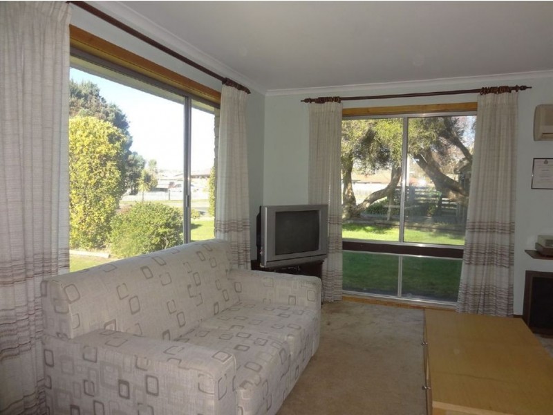 5 Walnut Grove, Summerhill TAS 7250