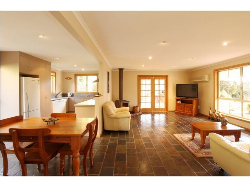 10 Burton Street, Hillwood TAS 7252
