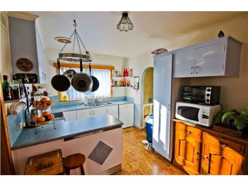 16 Cue Street, Youngtown TAS 7249