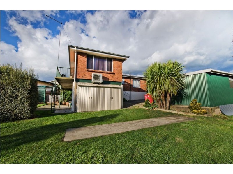 16 Cue Street, Youngtown TAS 7249