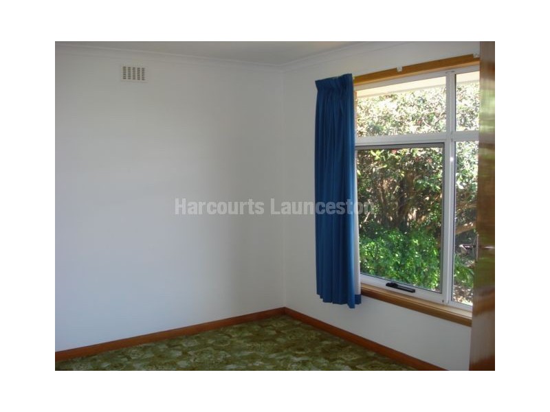 8 Janor Street, Riverside TAS 7250