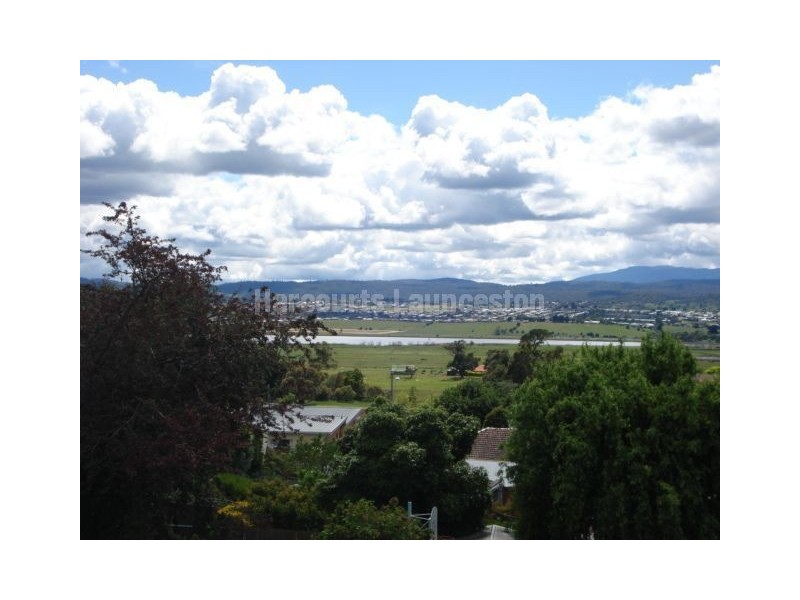 8 Janor Street, Riverside TAS 7250