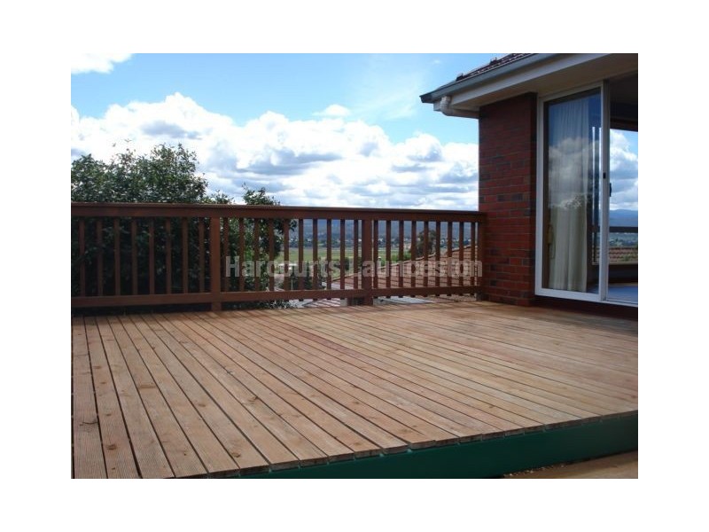 8 Janor Street, Riverside TAS 7250