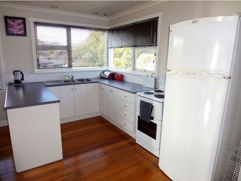 22 Paringa Avenue, Newnham TAS 7248