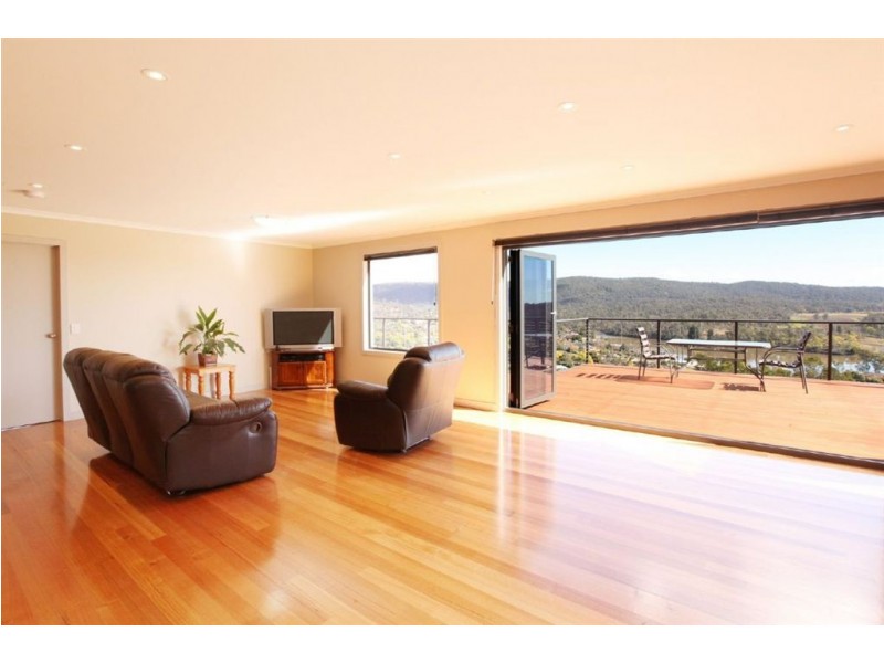 11 Zenith Court, Blackstone Heights TAS 7250