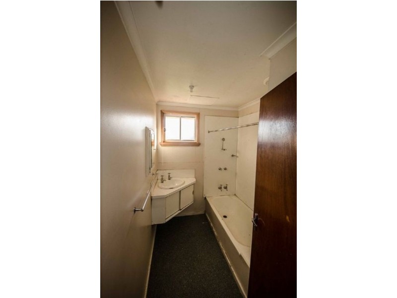9 Pioneer Parade, Ravenswood TAS 7250