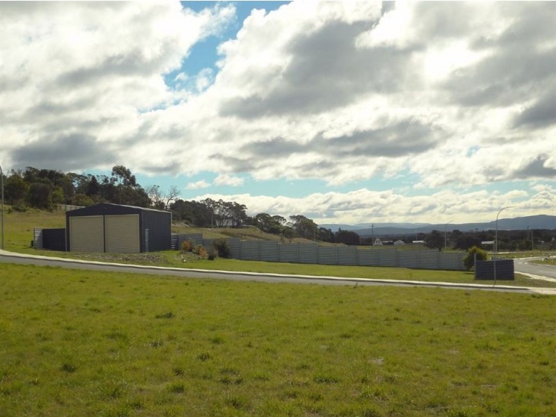 2 Sheoak Court, Coles Bay TAS 7215