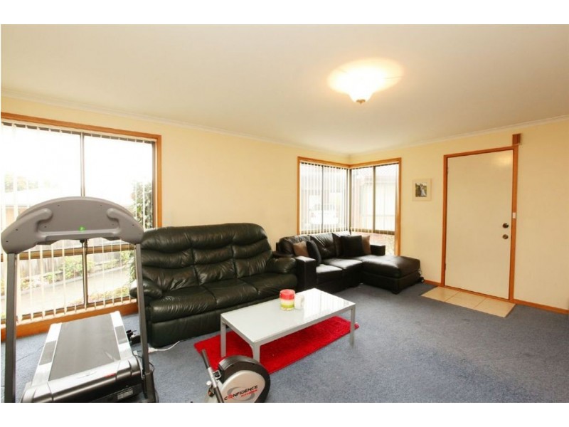 1/10 Rennie Court, Norwood TAS 7250