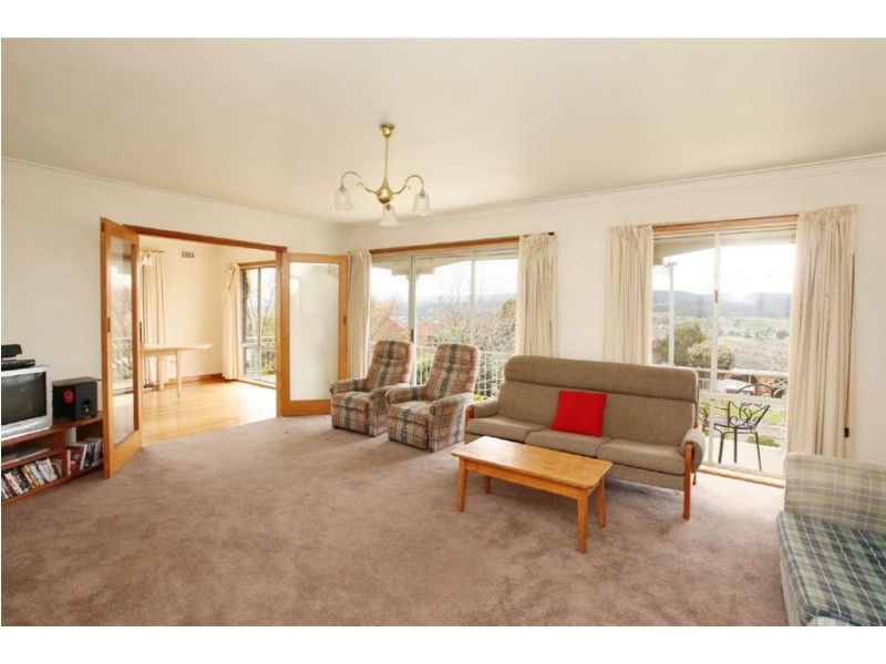 10 Armidale Street, Norwood TAS 7250