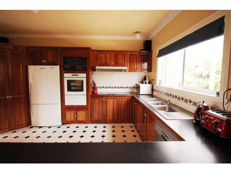 52 Bayview Drive, Blackstone Heights TAS 7250