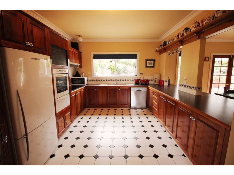 52 Bayview Drive, Blackstone Heights TAS 7250