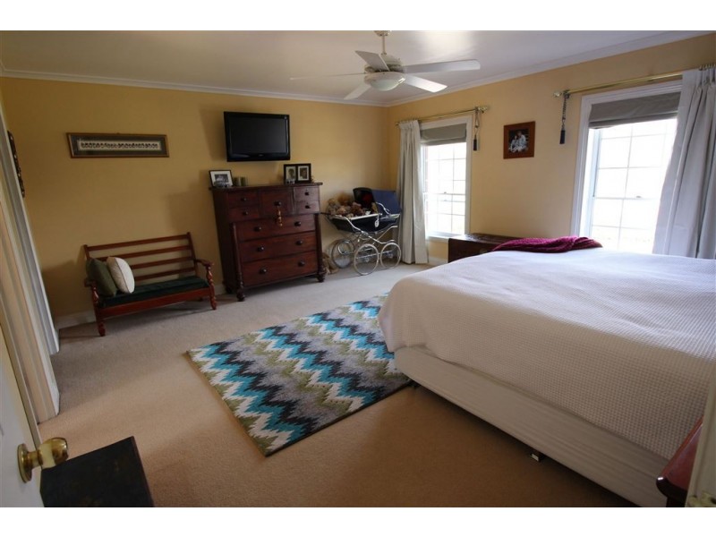 52 Bayview Drive, Blackstone Heights TAS 7250