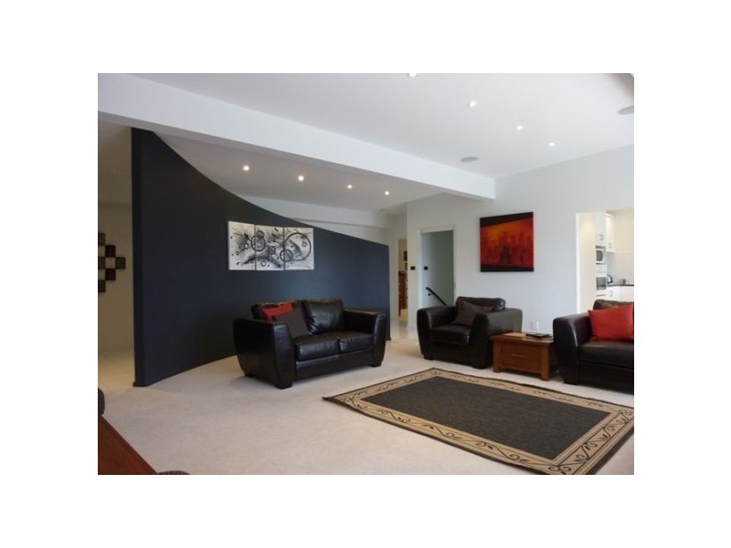14 Floreat Crescent, Trevallyn TAS 7250