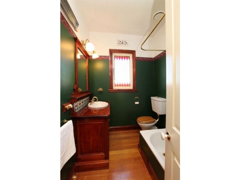 37 Lanoma Street, East Launceston TAS 7250