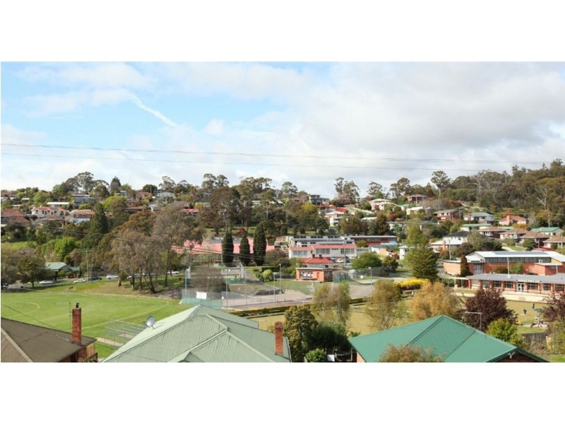 16 Bowen Avenue, Trevallyn TAS 7250