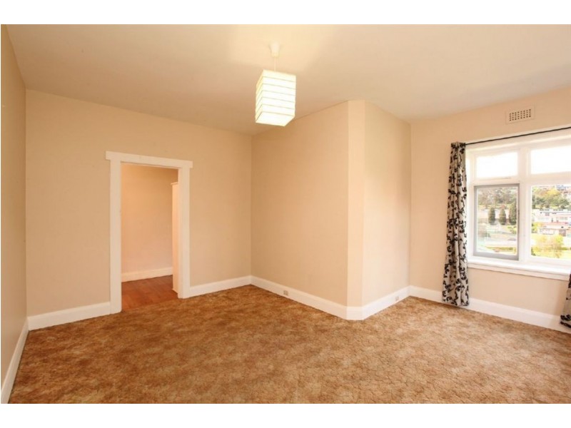 16 Bowen Avenue, Trevallyn TAS 7250