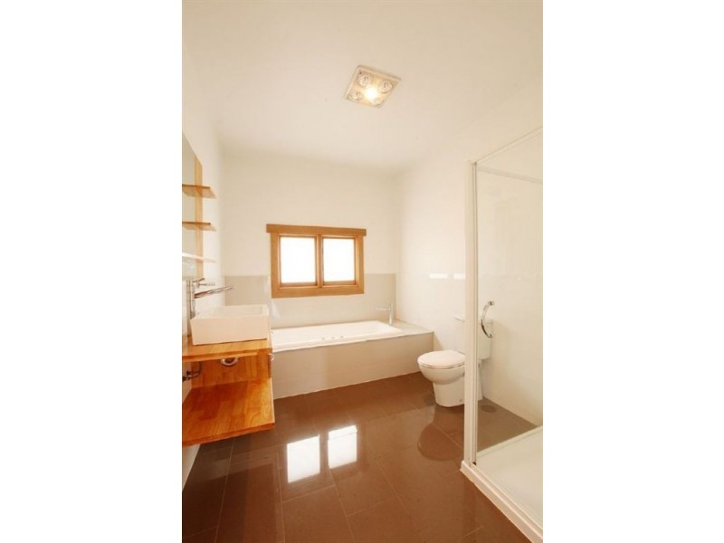 16 Bowen Avenue, Trevallyn TAS 7250