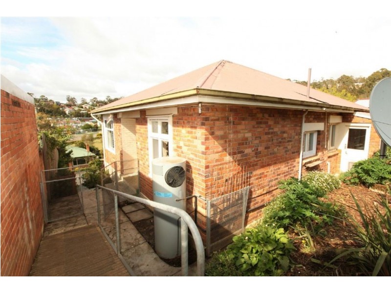 16 Bowen Avenue, Trevallyn TAS 7250