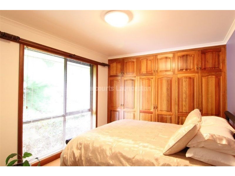 4 Bayview Drive, Blackstone Heights TAS 7250