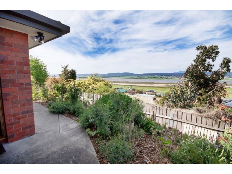 7 Winifred Circle, Riverside TAS 7250