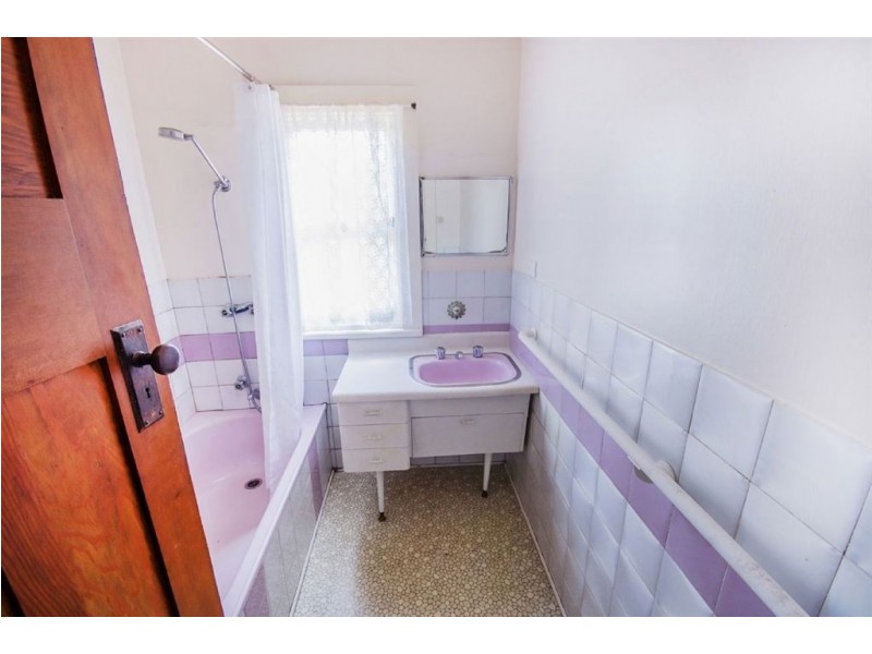 24 West Street, South Launceston TAS 7249