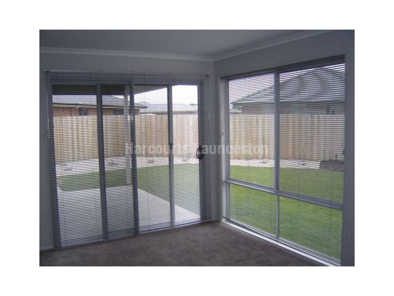 6 Maiden Street, Newnham TAS 7248