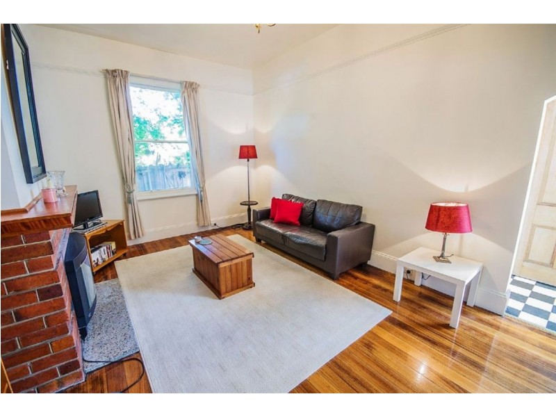 2 Evans Street, Invermay TAS 7248