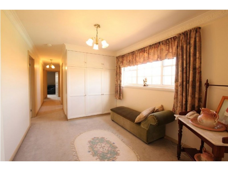 8 Pegema Place, Norwood TAS 7250