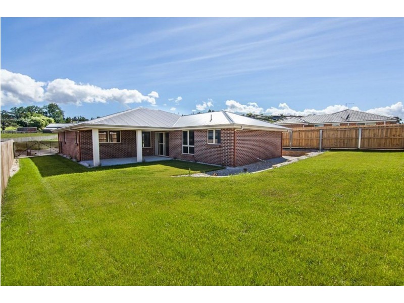 13 Eastfield Drive, Newnham TAS 7248