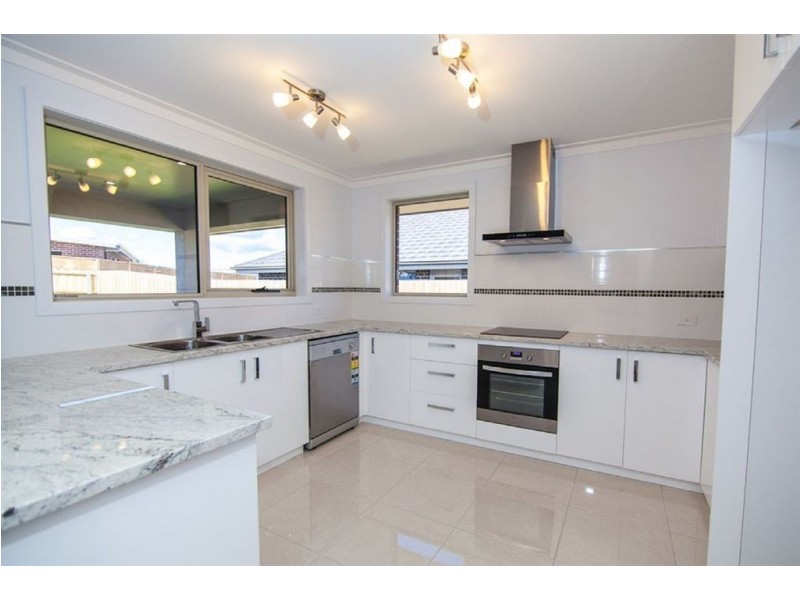 13 Eastfield Drive, Newnham TAS 7248